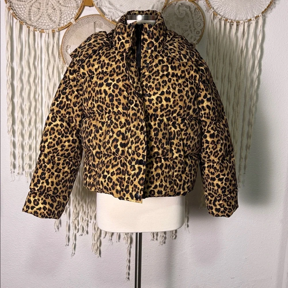 Veronica Beard Casper Leopard Print Puffer Jacket in Size Small - Picture 2 of 16